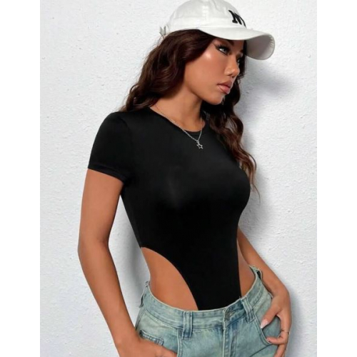 Стильный женский боди с коротким рукавом