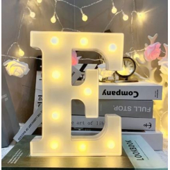 Буква Е, свет