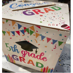 Коробка для поздравлений выпускников 