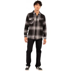 Мужская рубашка в клетку