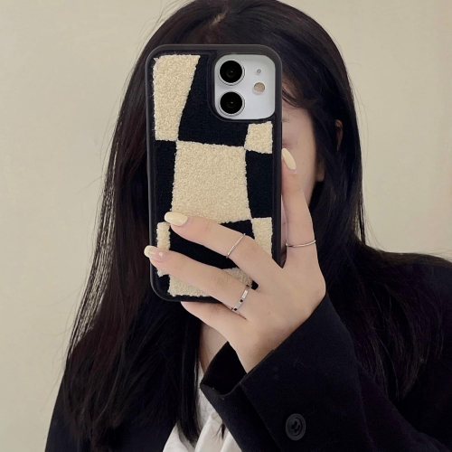 Тёплый меховой чехол с защитой камеры для iPhone 12 / 12 Pro (6,1″), поддержка беспроводной зарядки