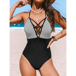 Элегантный V-образный слитный купальник с перекрещенным декольте — стильное решение для пляжа.