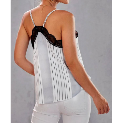 Стильный полосатый топ — легкий и универсальный для любого образа