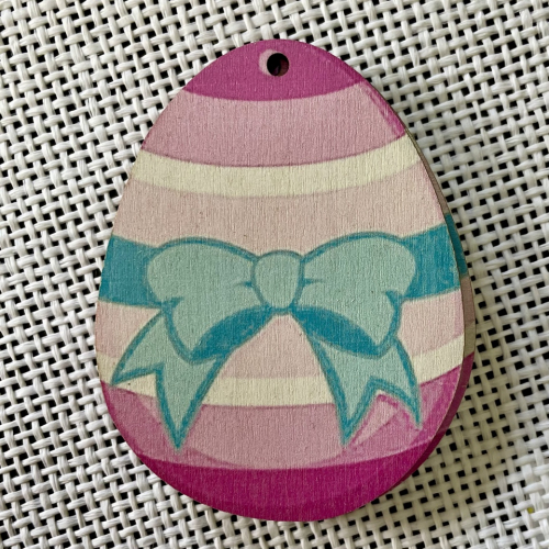 Деревянный пасхальный декор, яйцо с бантом