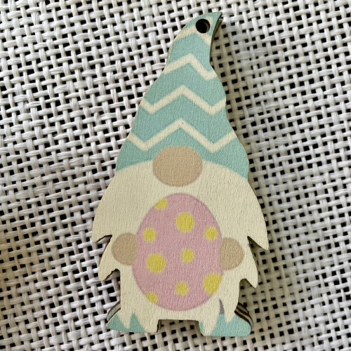 Деревянный пасхальный декор, гном