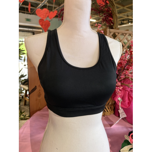 Спортивный топ с вентиляцией на спине