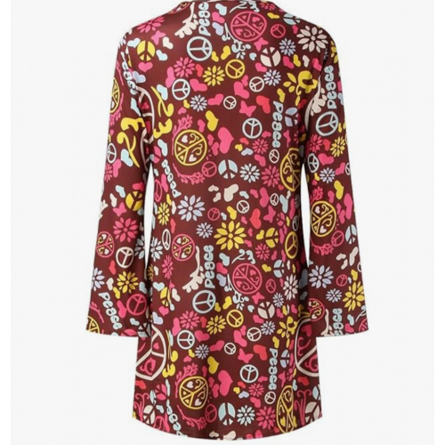 Летнее женское платье с цветочным принтом — короткий рукав, V-образный вырез, A-силуэт, с карманами