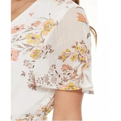 Женственное шифоновое платье с V-образным вырезом и цветочным принтом в оттенке молочного