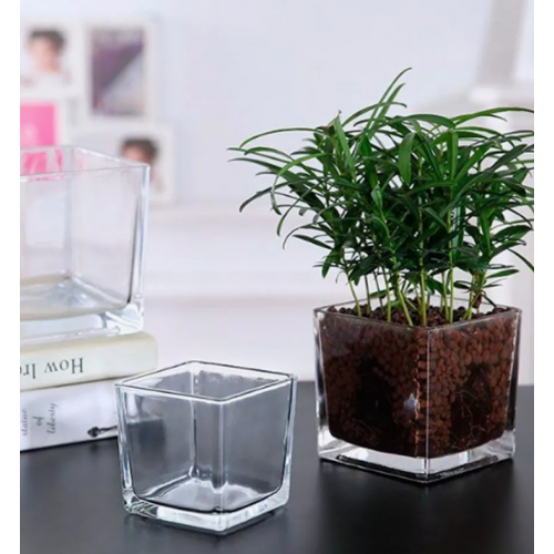 Стеклянная квадратная ваза подсвечник 