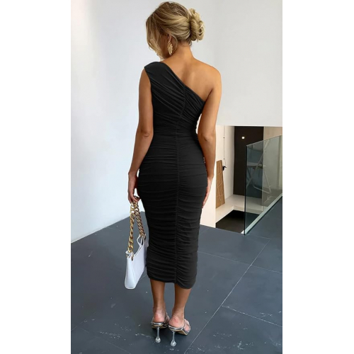 Облегающее платье на одно плечо