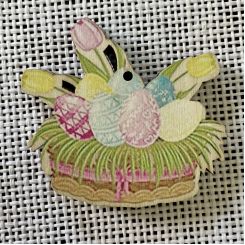 Деревянный пасхальный декор, яйца в корзине