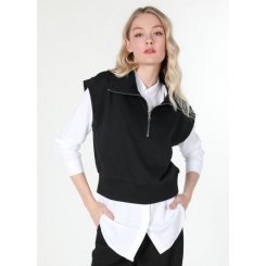 Женская жилетка 