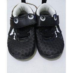 Детские кроссовки