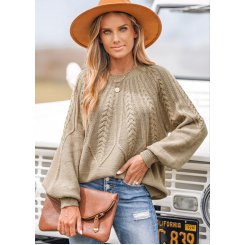 Женский свитер с косами и заниженной линией плеч