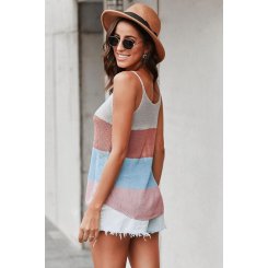 Элегантный топ с объемным силуэтом